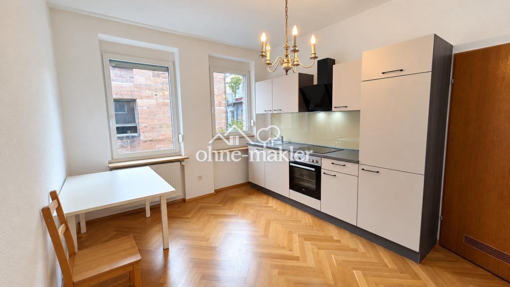 Modernisierte 3-Zimmer-Altbauwohnung mit Echtholzparkett & neuer Einbauküche – Fürth Innenstadt - Photo 4