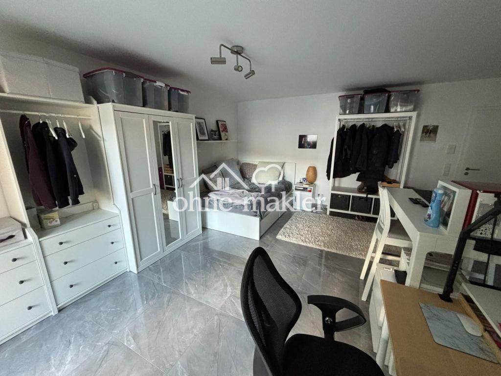 Schöne 1-Zimmer-Wohnung "nur an Studenten zu vermieten" - Foto 1