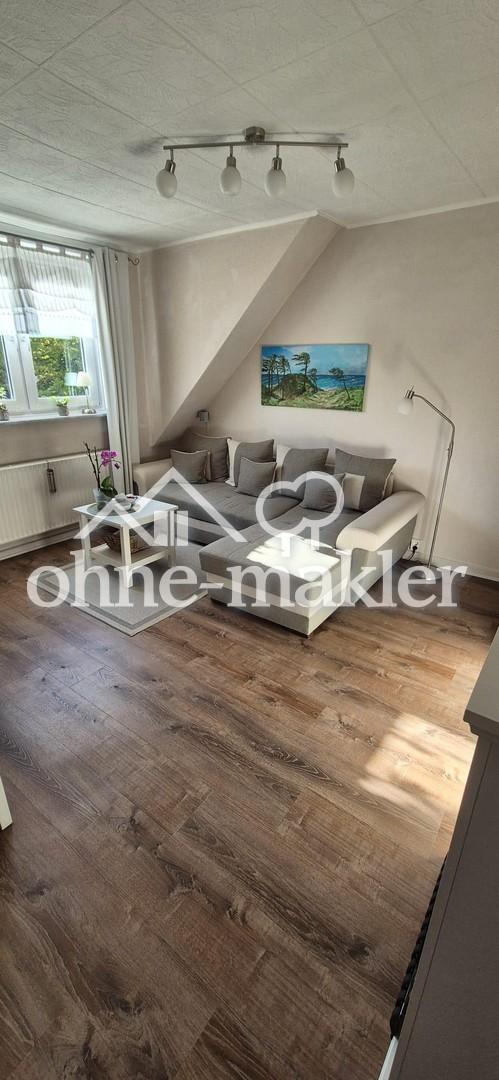 Dachgeschoßwohnung in Hamburg Sasel - Photo 2