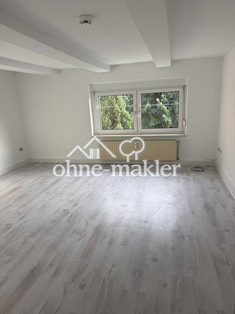 3-Raum-Wohnung frisch gemalert! - Foto 1
