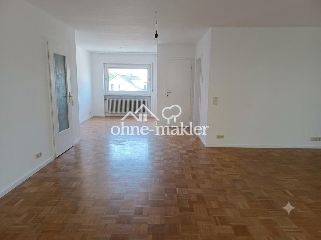 Großzügige, neu renovierte 3,5-Zimmer-Wohnung mit 115 m², großem Balkon, Garage und Stellplatz - Photo 3