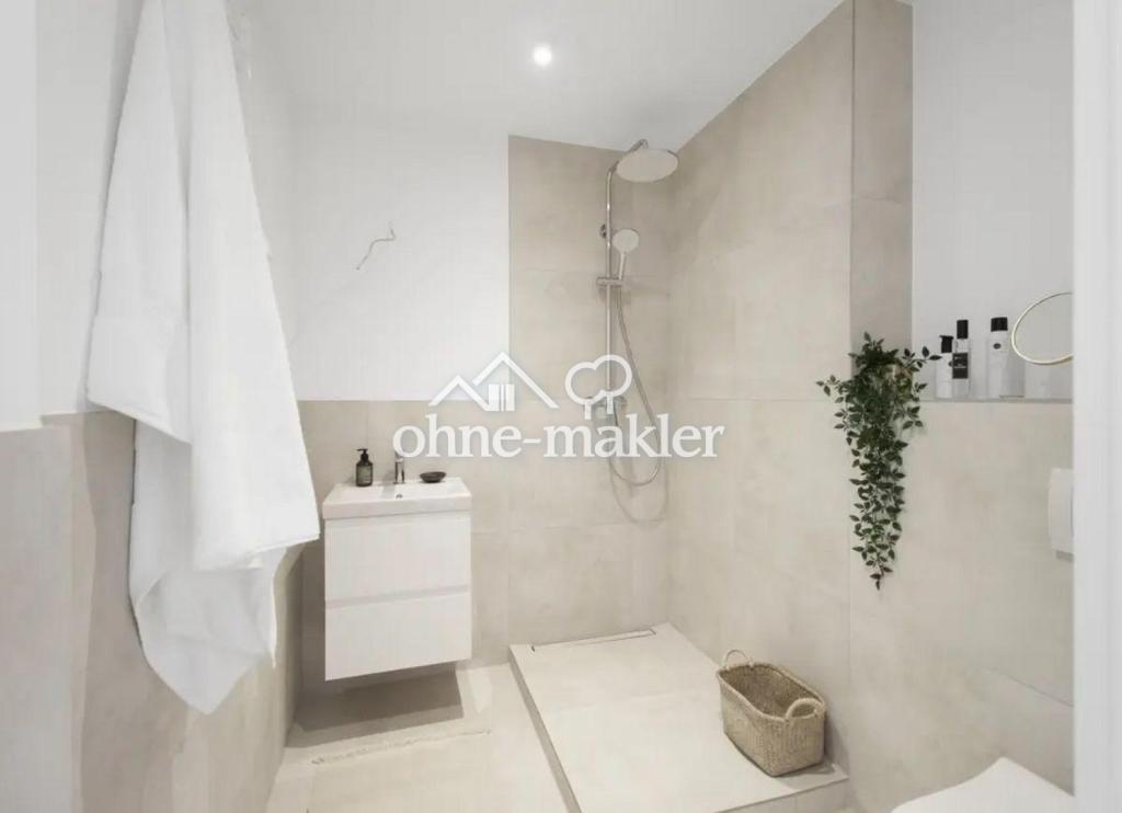 Möbliertes Apartment mit Balkon in Düsseldorf – 44,81 m², 2025 kernsaniert, ab 01.01.2027 - Photo 3