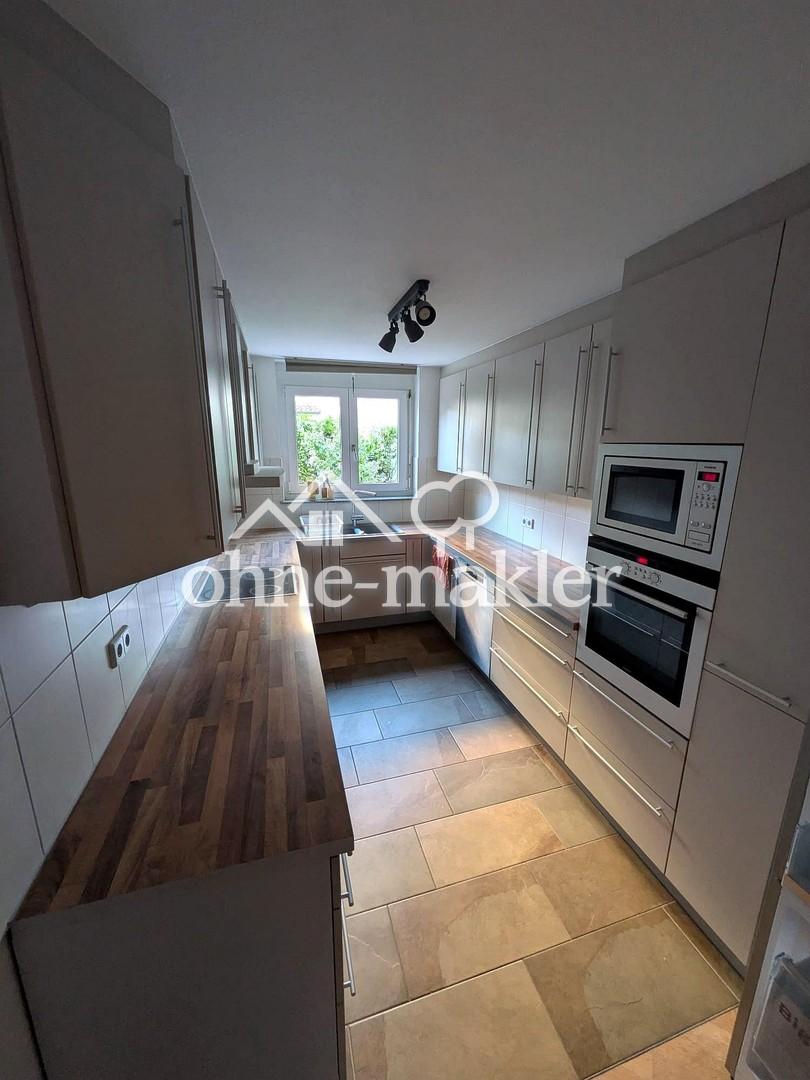 Maisonette mit eigenem Eingang, Terrasse, Vorgarten & Tiefgarage - 4 Zi., 120 m² - Photo 3
