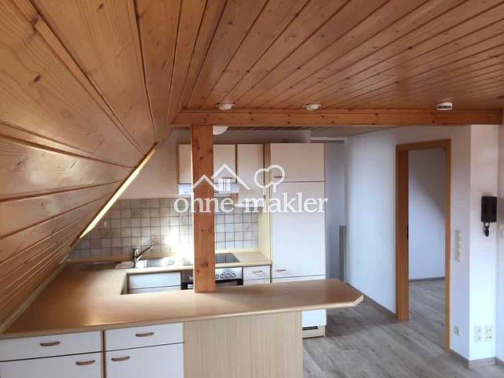 Schöne Dachgeschosswohnung mit ausgebautem Dachboden im Herzen Freudenstadts - Photo 2