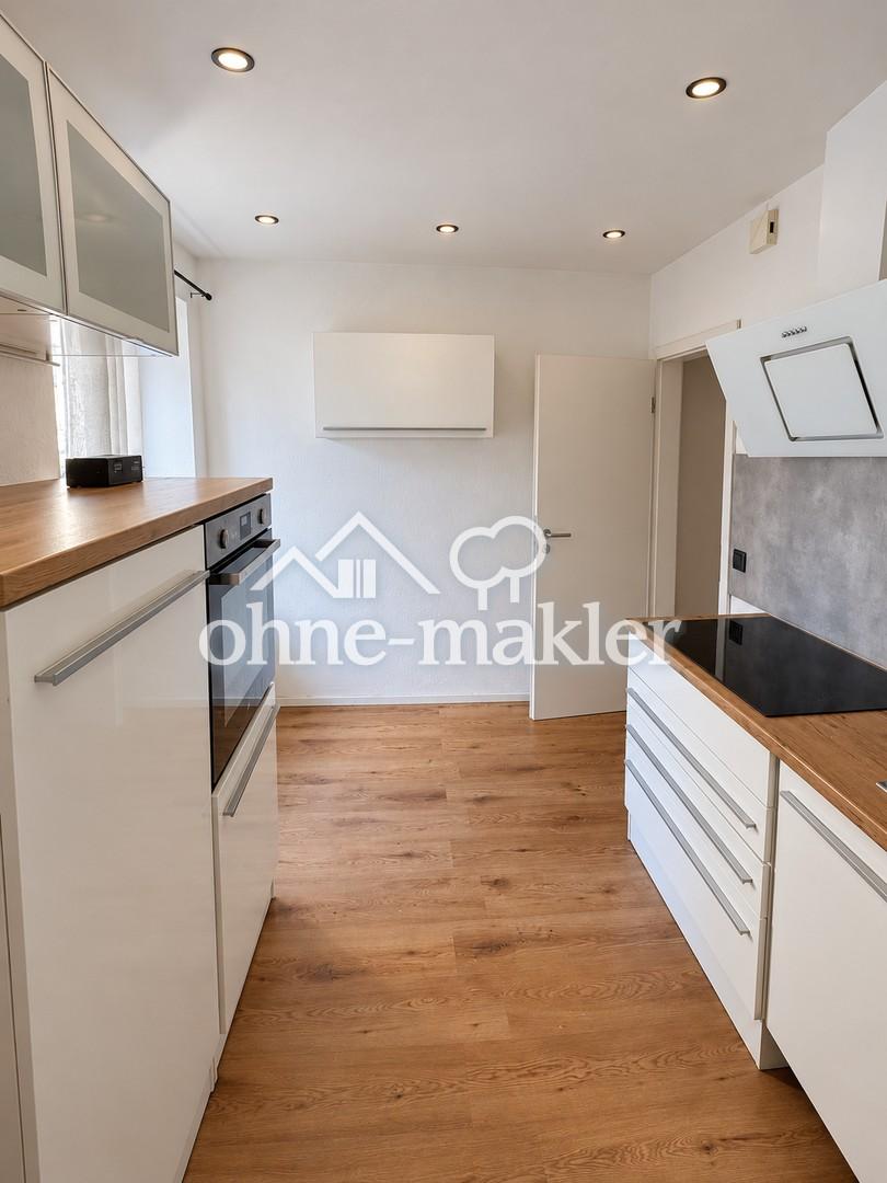 Moderne 2,5 Zimmer Wohnung mit EINBAUKÜCHE - Photo 2