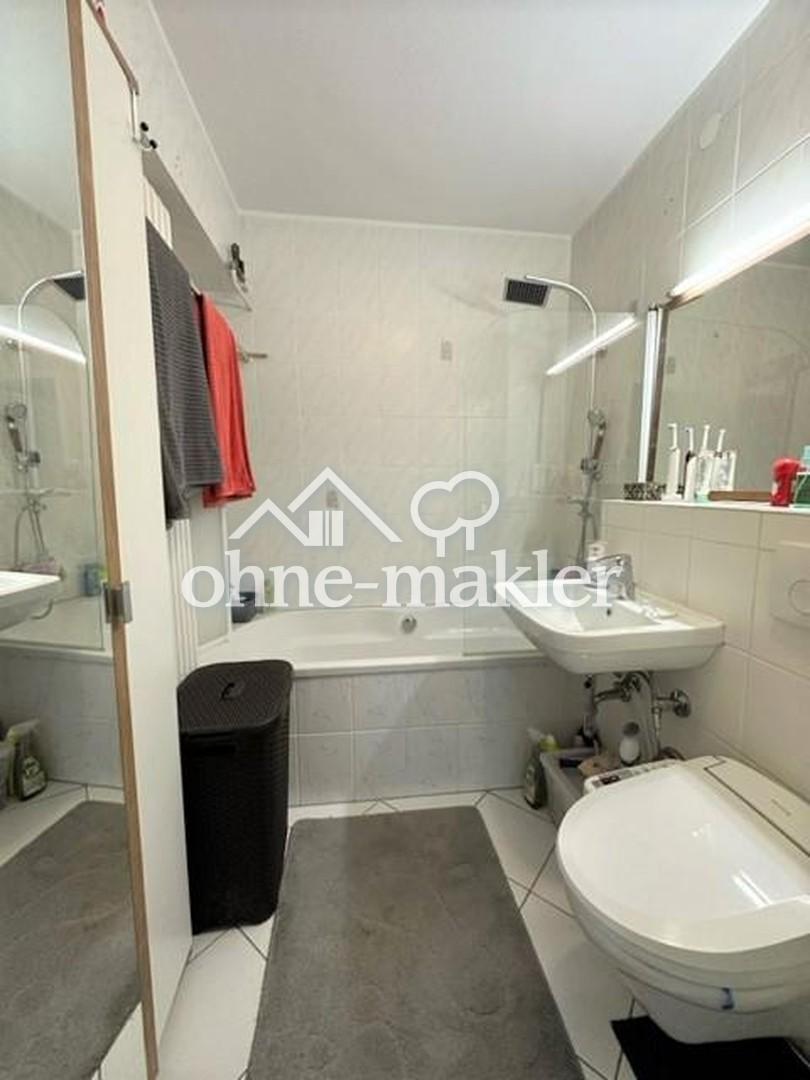 Ideale WG-Wohnung: Hell freundlich mit Süd-/Westloggia - Photo 5