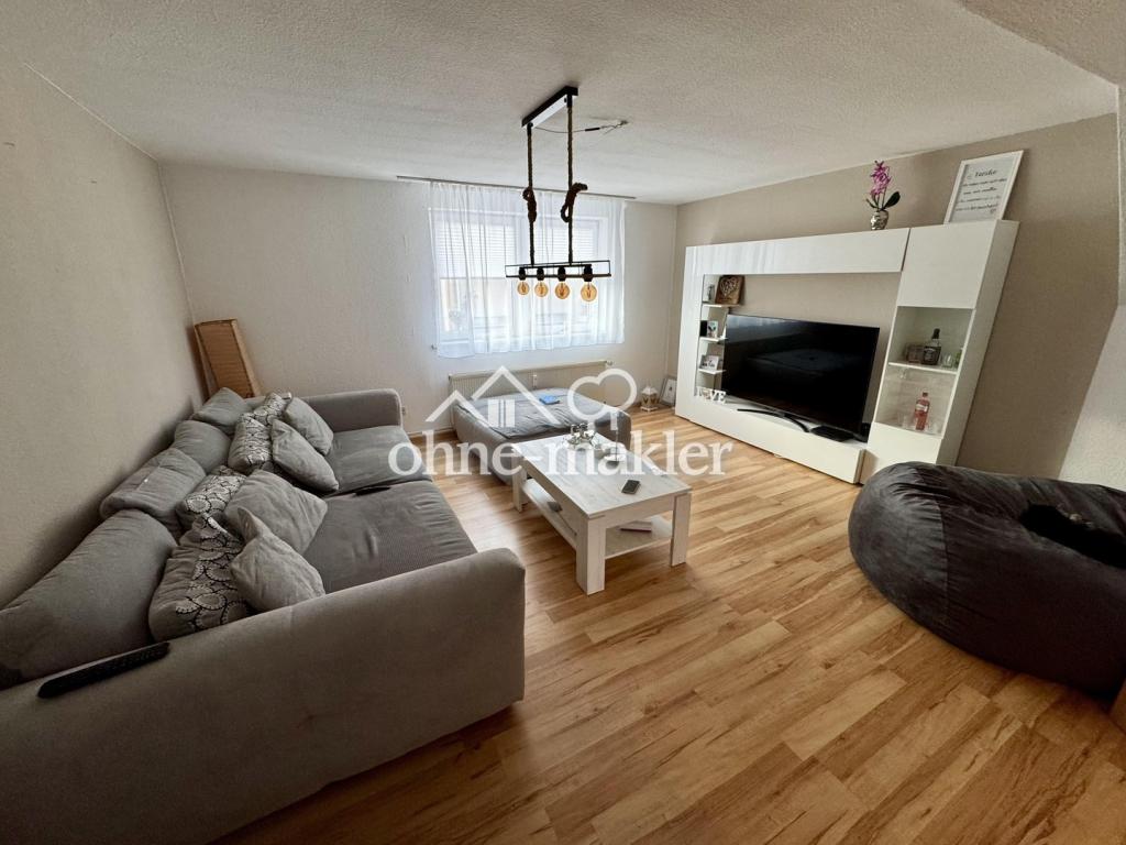 *TOP* Helle 3-Zimmer-Wohnung mit eigenem Hauseingang und gepflegtem Garten - Foto 2