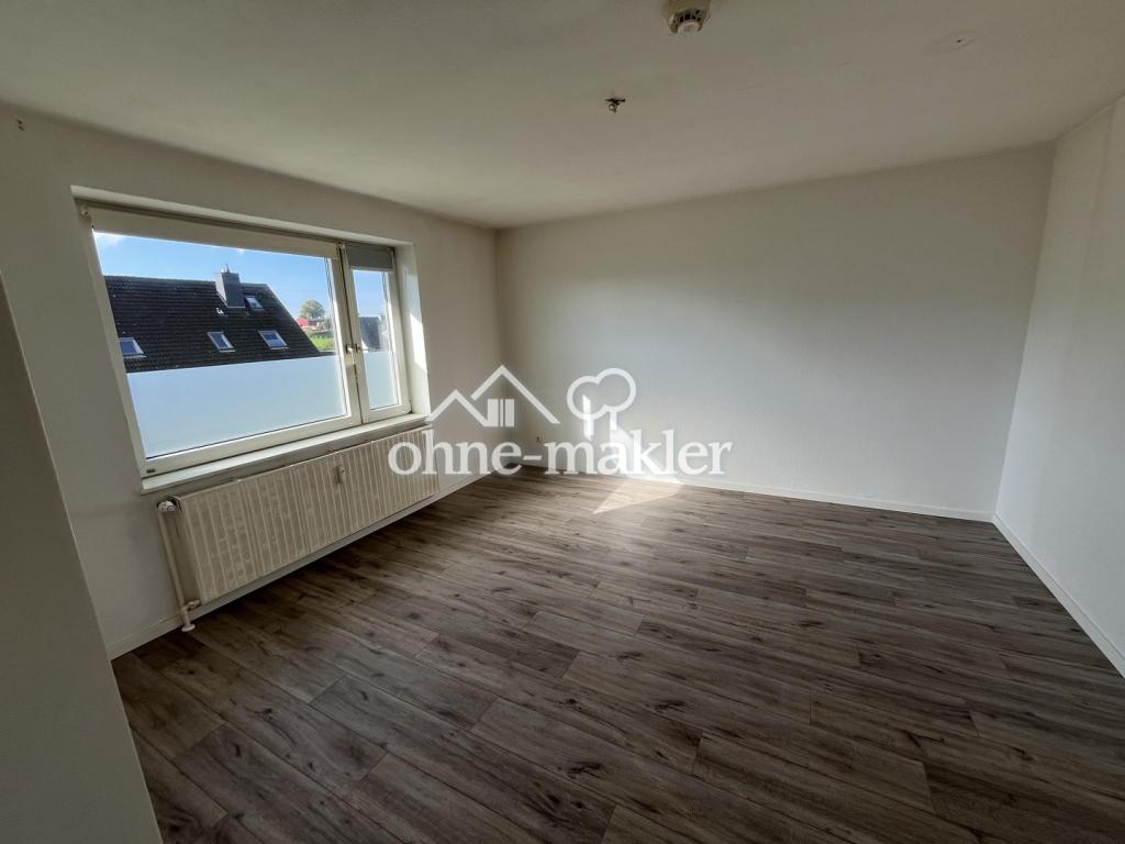 Helle & freundliche 2-Zimmerwohnung mit EBK und Balkon - ab sofort verfügbar - Photo 2