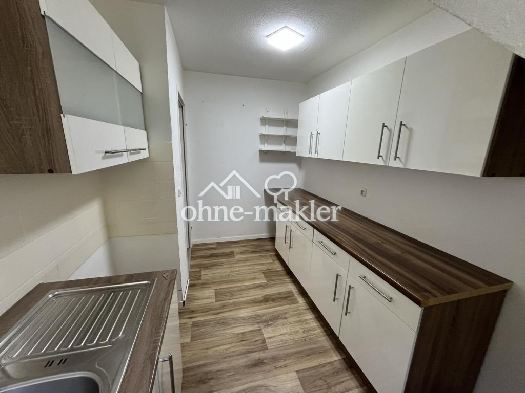 Helle & freundliche 2-Zimmerwohnung mit EBK und Balkon - ab sofort verfügbar - Photo 3