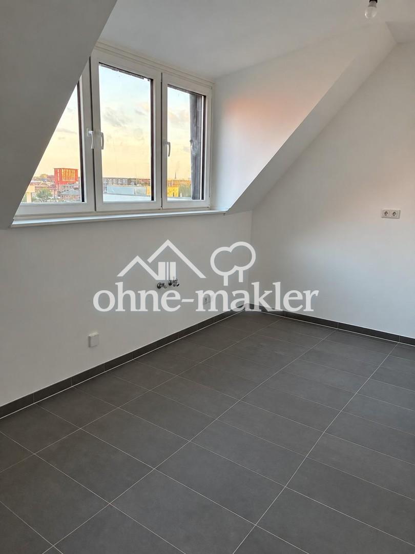 Erstbezug nach Kernsanierung: 4-Zimmer-Maisonette mit Loggia im wunderschönen Baudenkmal - Photo 1
