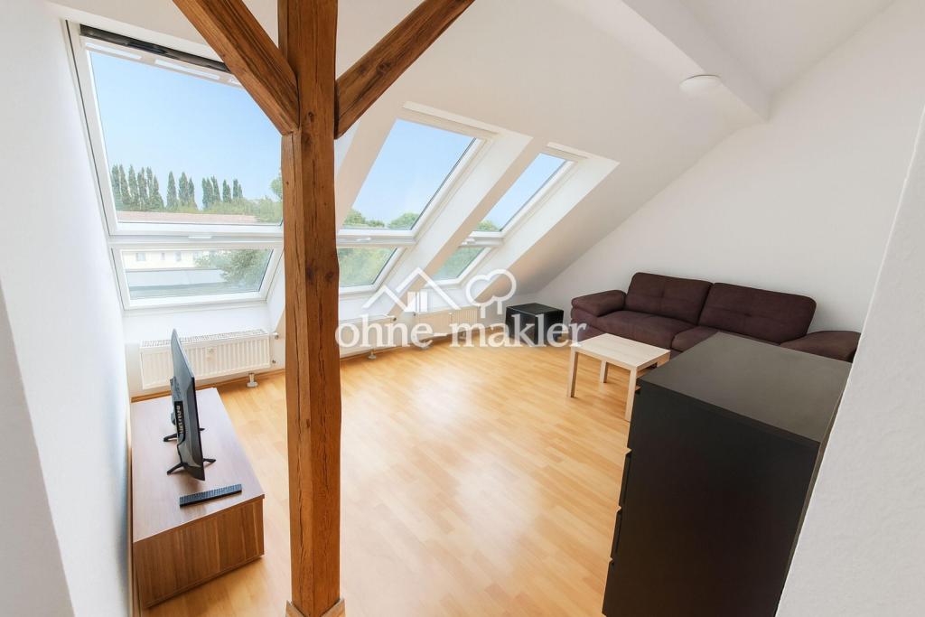Helle 3-Zimmer-Dachgeschosswohnung mit ca. 100 m² – für Familie oder WG - Foto 2