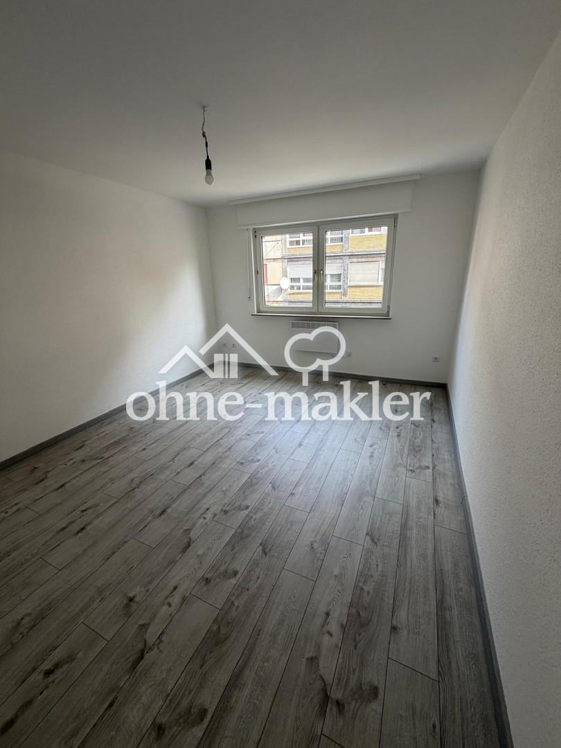 Renovierte 2-Zimmerwohnung mit Balkon und EBK - Foto 1