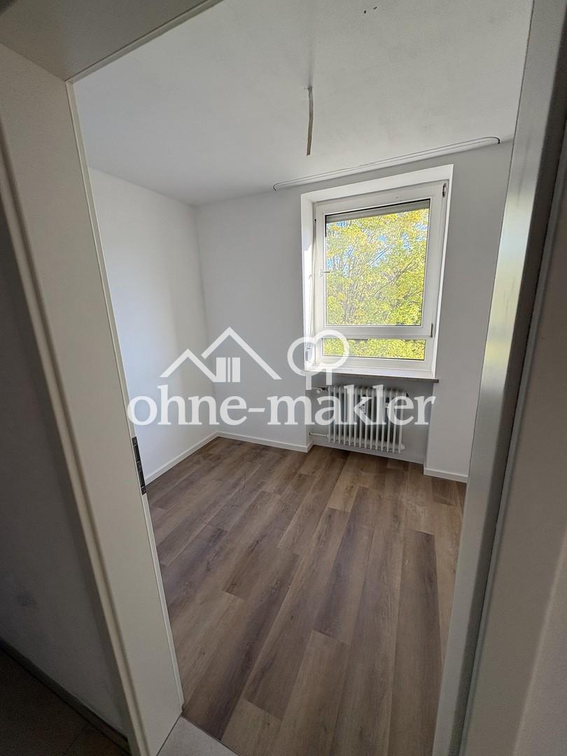 Helles, saniertes 4-Zimmer-Apartment mit Balkon in München Neu-Aubing - ab November verfügbar - Photo 5