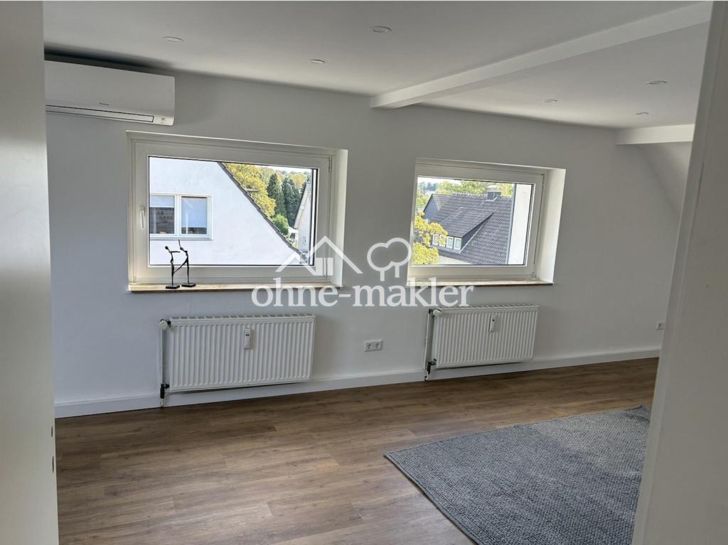 Am Rande des Landschaftsschutzgebietes, Kernsaniertes DG auf 2 Ebenen, Klima, Wärmepumpe & Südgarten - Foto 1