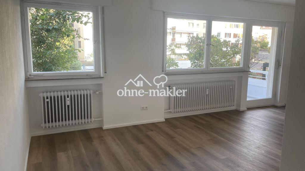 ERSTBEZUG nach KERNSANIERUNG | Stylisches Loft-Apartment mit großem Balkon, neuer Küche & neuem Bad - Photo 1