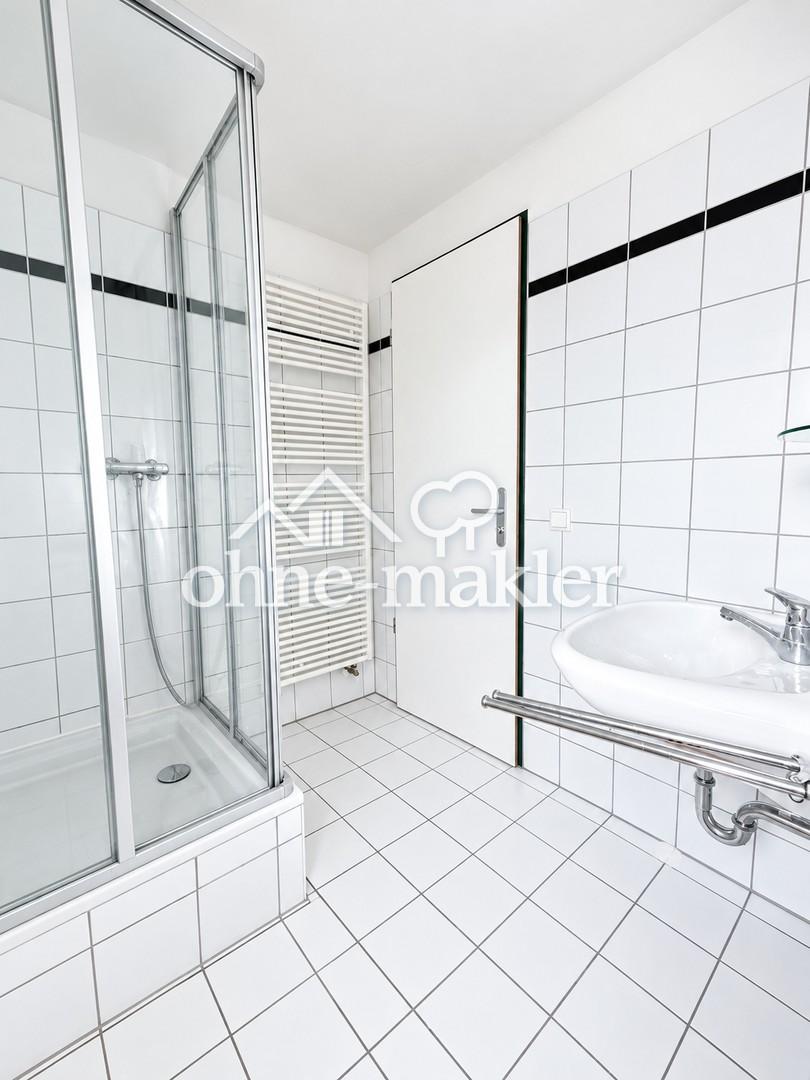 Helle Dachgeschosswohnung mit Aufzug in Dresden-Friedrichstadt (WE175) - Photo 3