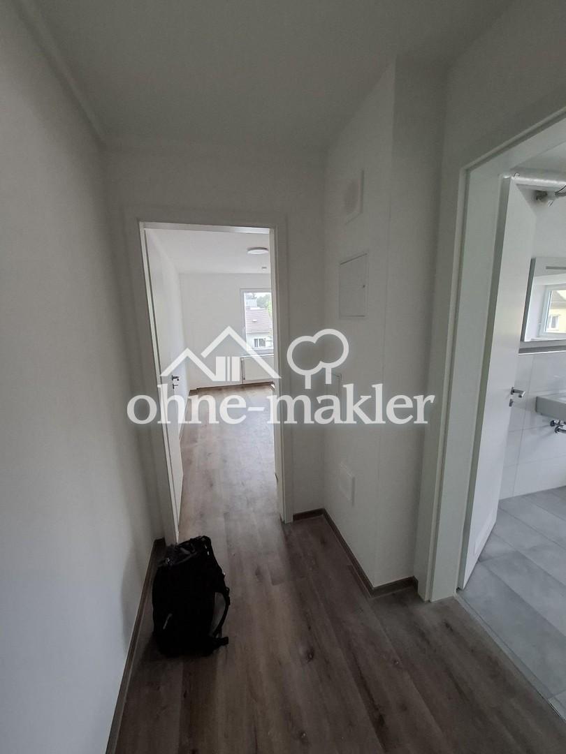 Hochwertig sanierte Altbau-Wohnung mit Einbauküche und Tageslichtbad - Foto 5