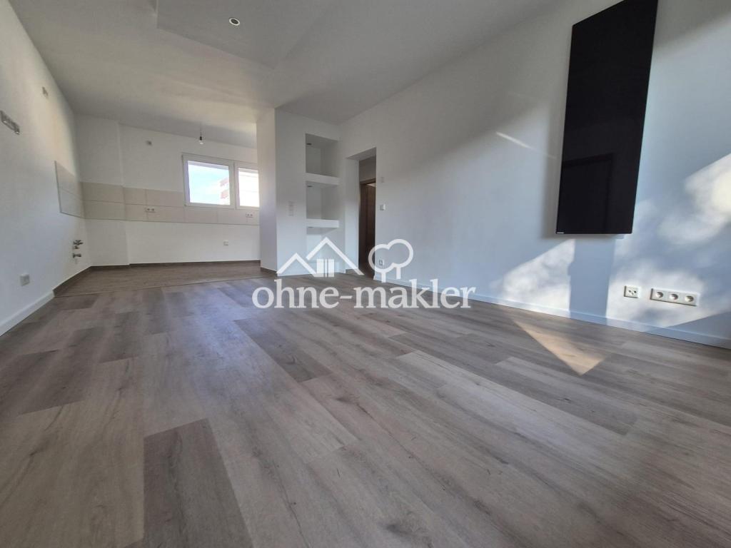 Erstbezug nach Kernsanierung! 3-Zi. mit Balkon - Photo 1