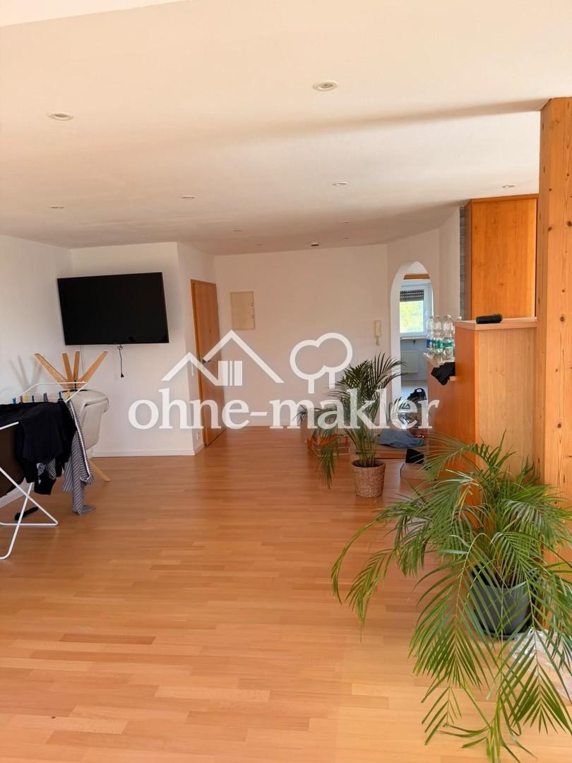 Dachgeschosswohnung - Foto 2