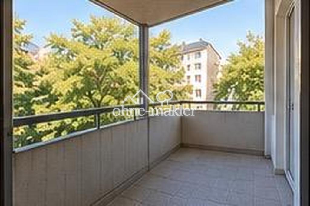 Großzügige, renovierte 3-Zimmer-Wohnung mit Balkon & Fahrstuhl + TG-Stellplatz - Photo 4