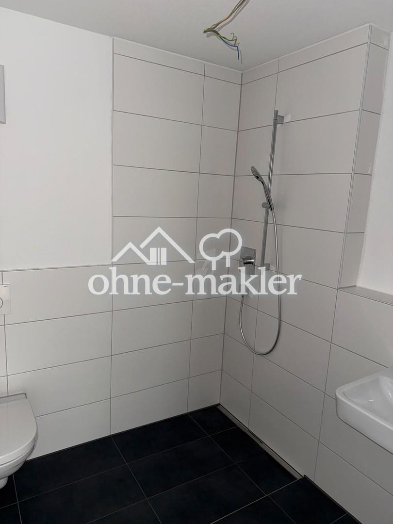 *Erstbezug* 2-Zimmer-Wohnung mit Balkon, Einbauküche und Stellplatz - Photo 5