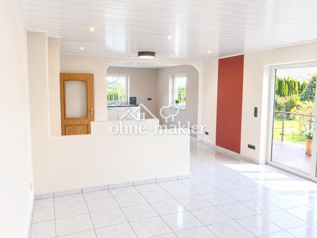 3-Zimmer-Erdgeschosswohnung mit Balkon, Garage - Photo 2