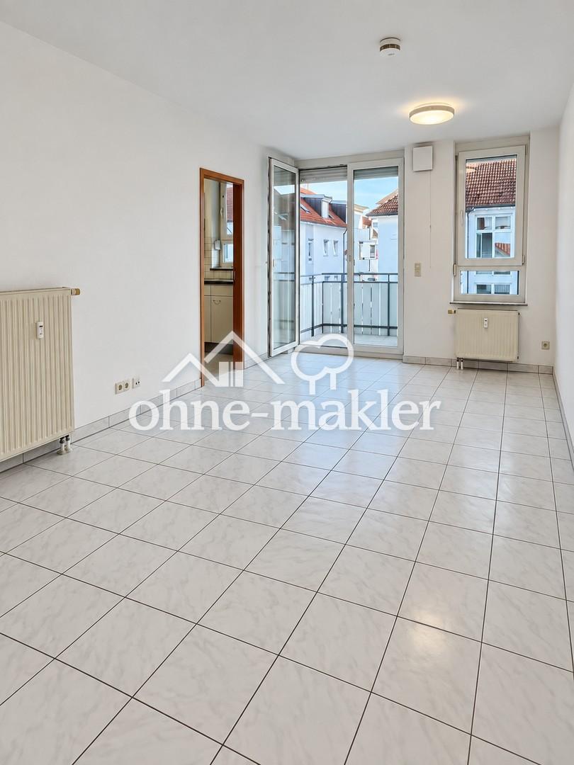 Helle 2-Zimmer-Wohnung mit Einbauküche und Tiefgaragenstellplatz in Bad Friedrichshall - Foto 3