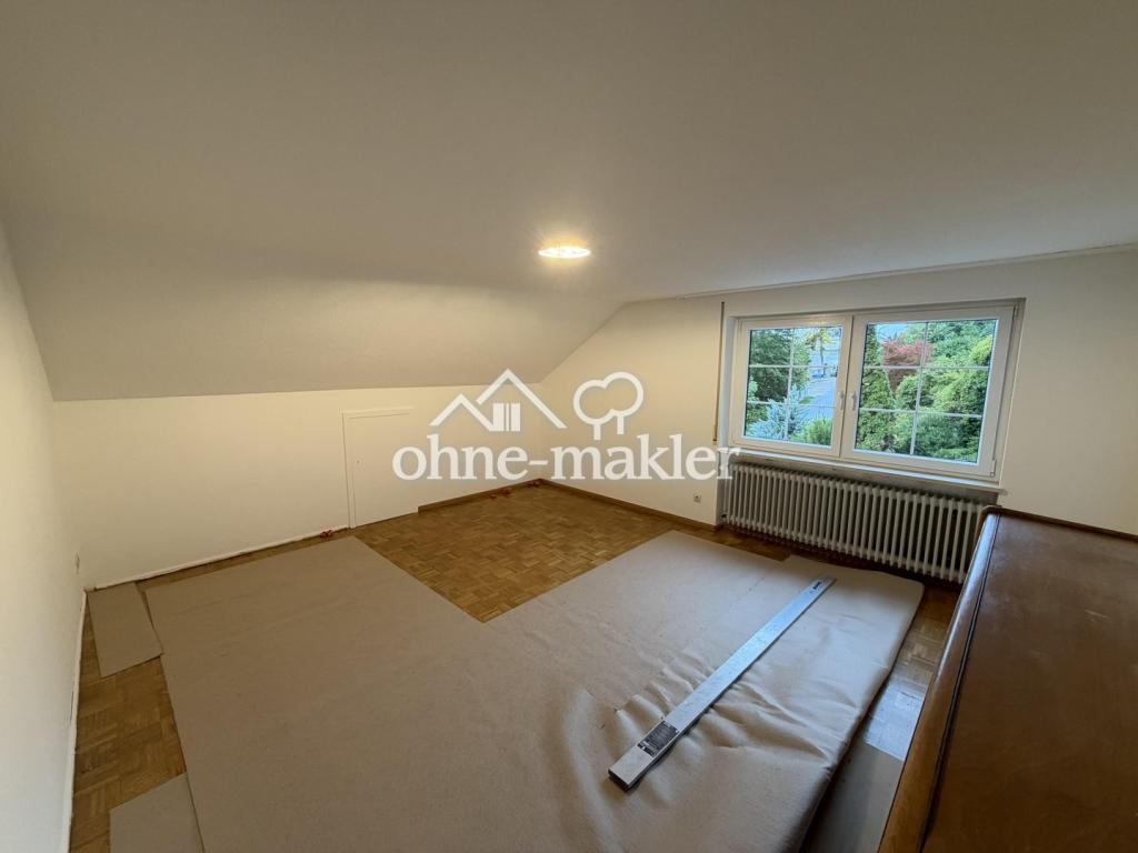 Schöne Dachgeschosswohnung in hervorragender Lage - Photo 5