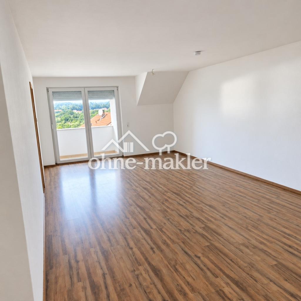 Wohnen auf 2 Ebenen: Helle 4,5-Zi.-Maisonette, 109 m², Loggia, Weitblick & Stellplatz in Osterburken - Foto 1