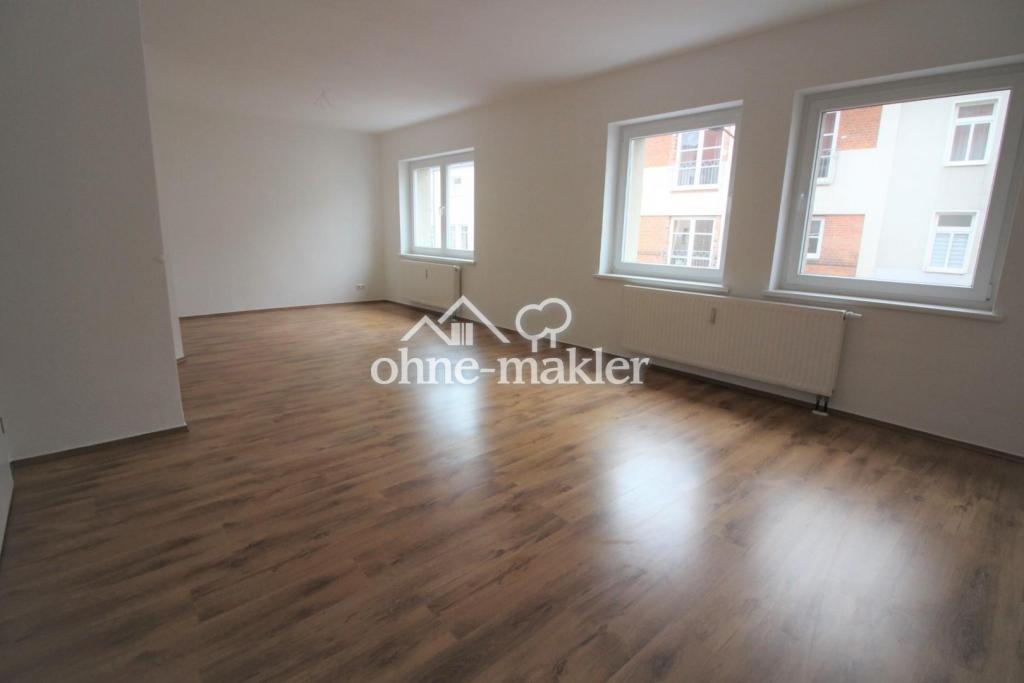 Hochwertige und schöne 5-Raumwohnung in guter Lage mit Balkon - Foto 1
