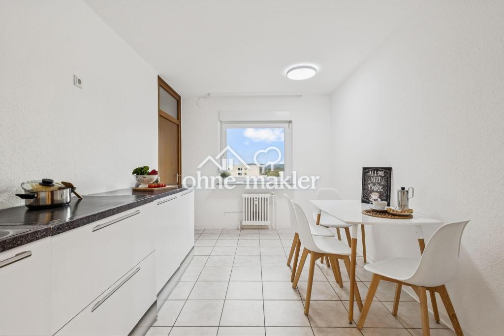 Möblierte 2-Zimmer-Wohnung mit Aufzug und weitem Ausblick in Neunkirchen - Photo 3