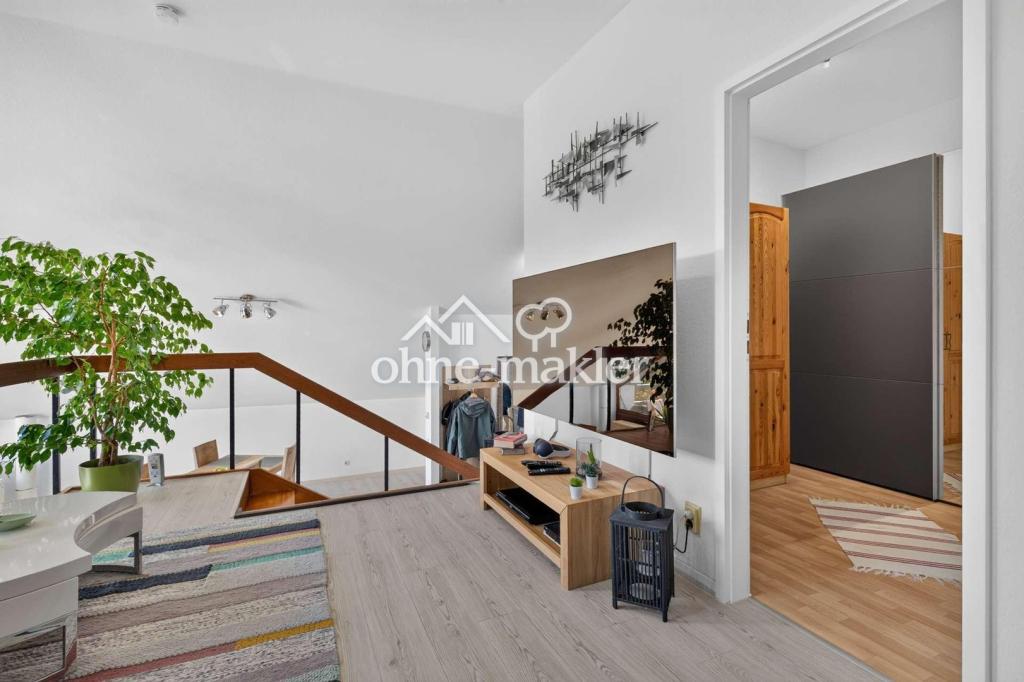 Dachgeschosswohnung mit zwei Balkonen in Karlsruhe-Grötzingen - Photo 3