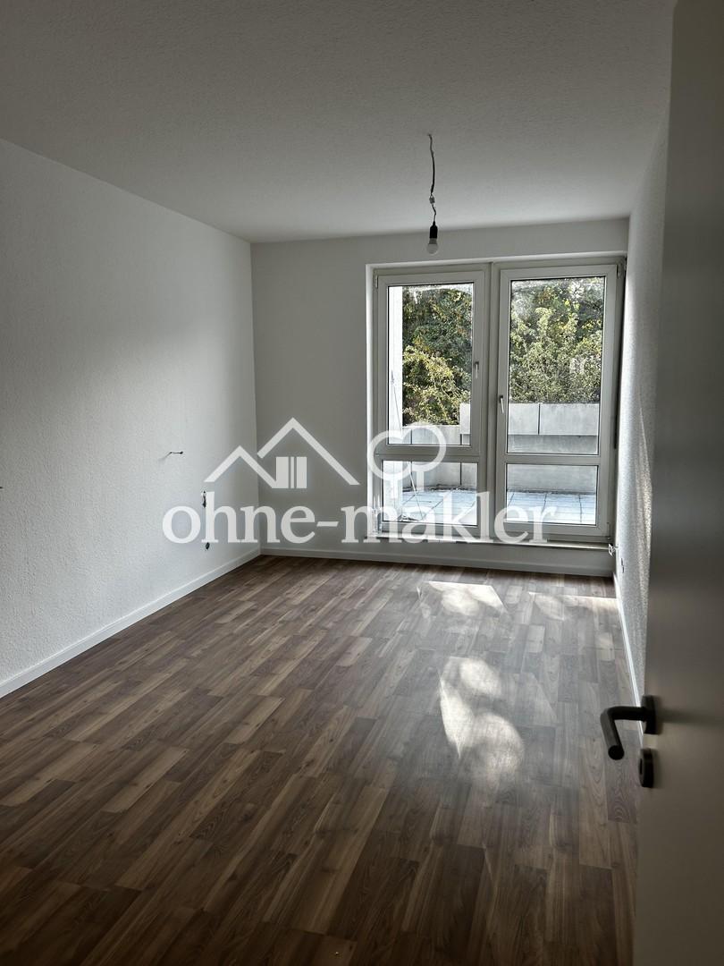 Moderne 2,5-Zimmer-Wohnung in zentraler Lage von Wehen – Erstbezug nach Renovierung - Photo 2