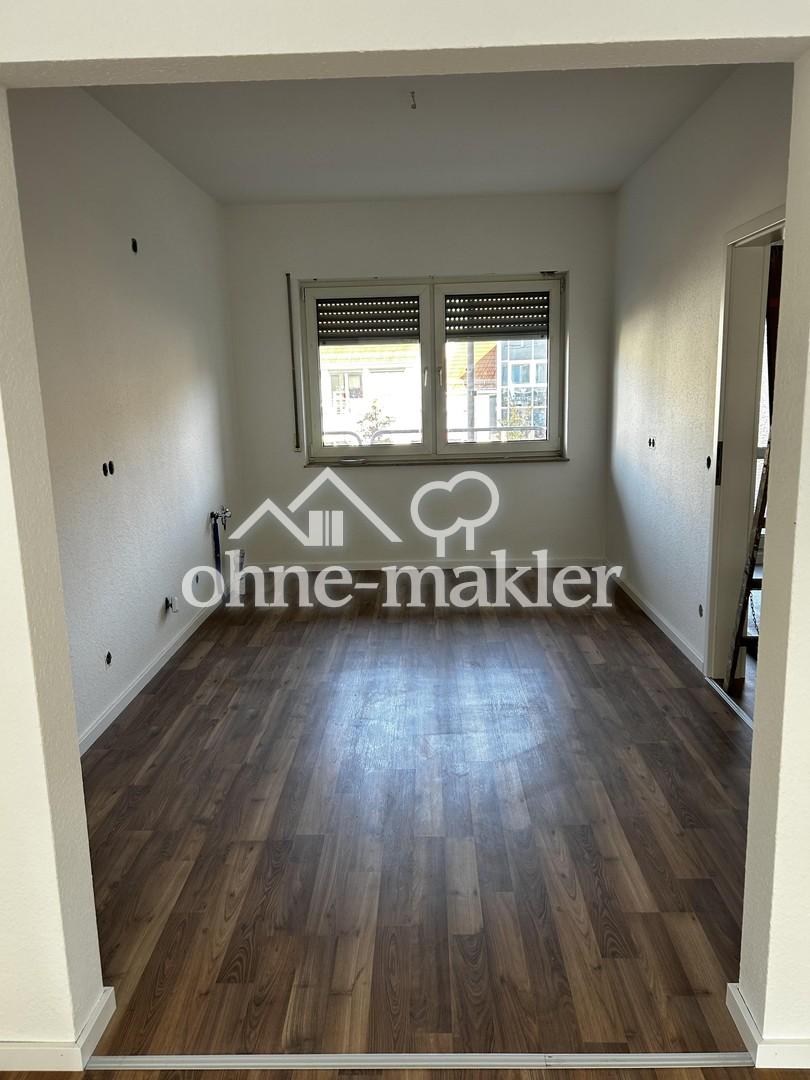 Moderne 2,5-Zimmer-Wohnung in zentraler Lage von Wehen – Erstbezug nach Renovierung - Photo 4