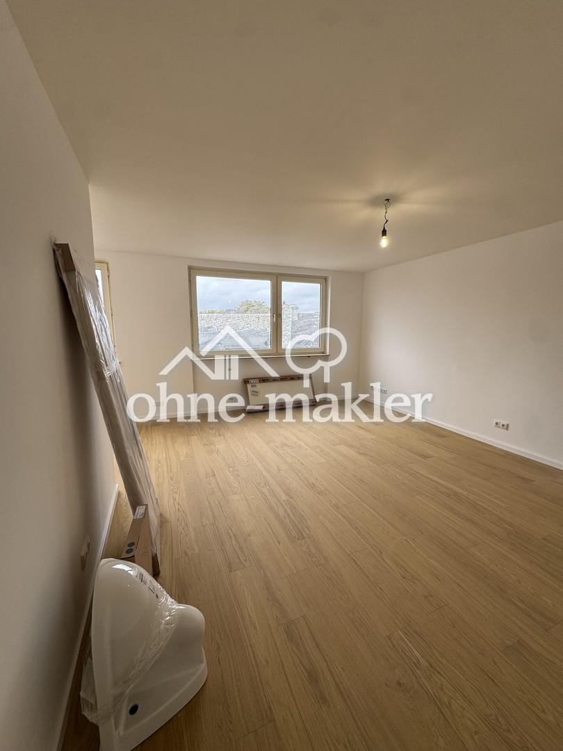 Erstbezug nach Sanierung. Sehr Helle 2 Zimmer Wohnung mit Einbauküche - Photo 1