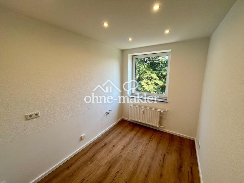 Frisch renovierte 2-Zi.-Wohnung mit Südbalkon - Foto 3
