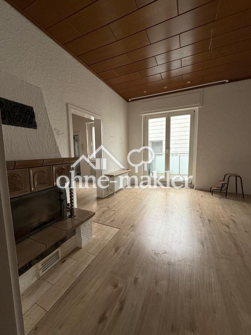 Wohnen mit Kamin, Terrasse und Garten – großzügige 3,5-Zimmer-Wohnung in Solingen - Foto 1