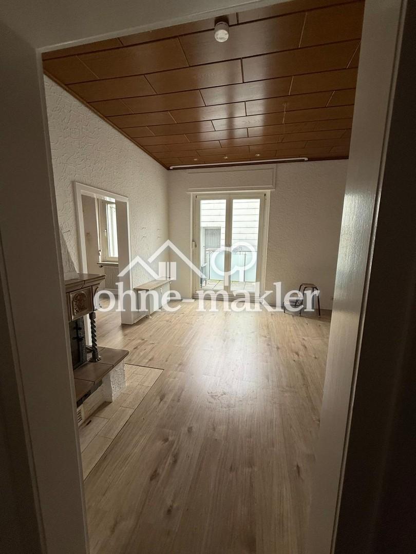 Wohnen mit Kamin, Terrasse und Garten – großzügige 3,5-Zimmer-Wohnung in Solingen - Foto 2