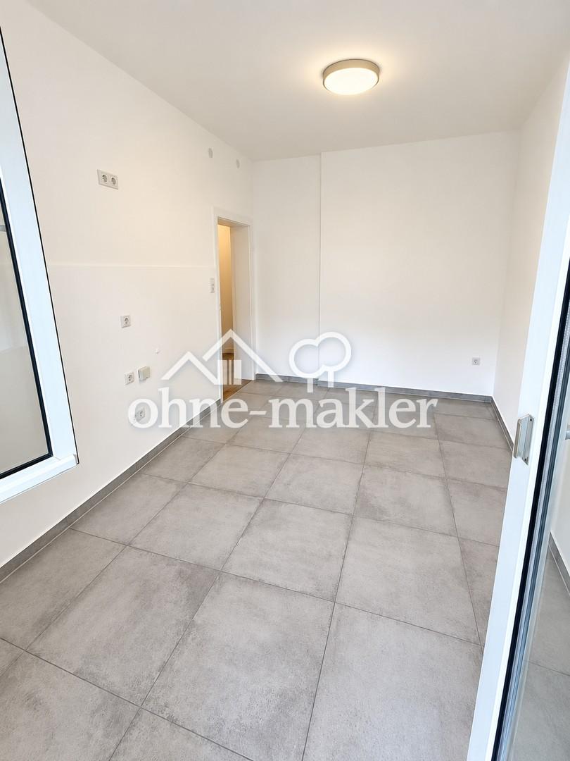 Erstbezug nach Sanierung! Stilvolle 2-Zimmer-Wohnung mit Wintergarten in TOP-Lage - Photo 4