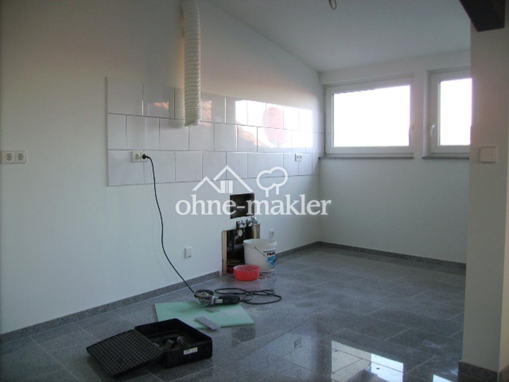 zentral gelegene Dachgeschosswohnung im kernsanierten Haus - Photo 1