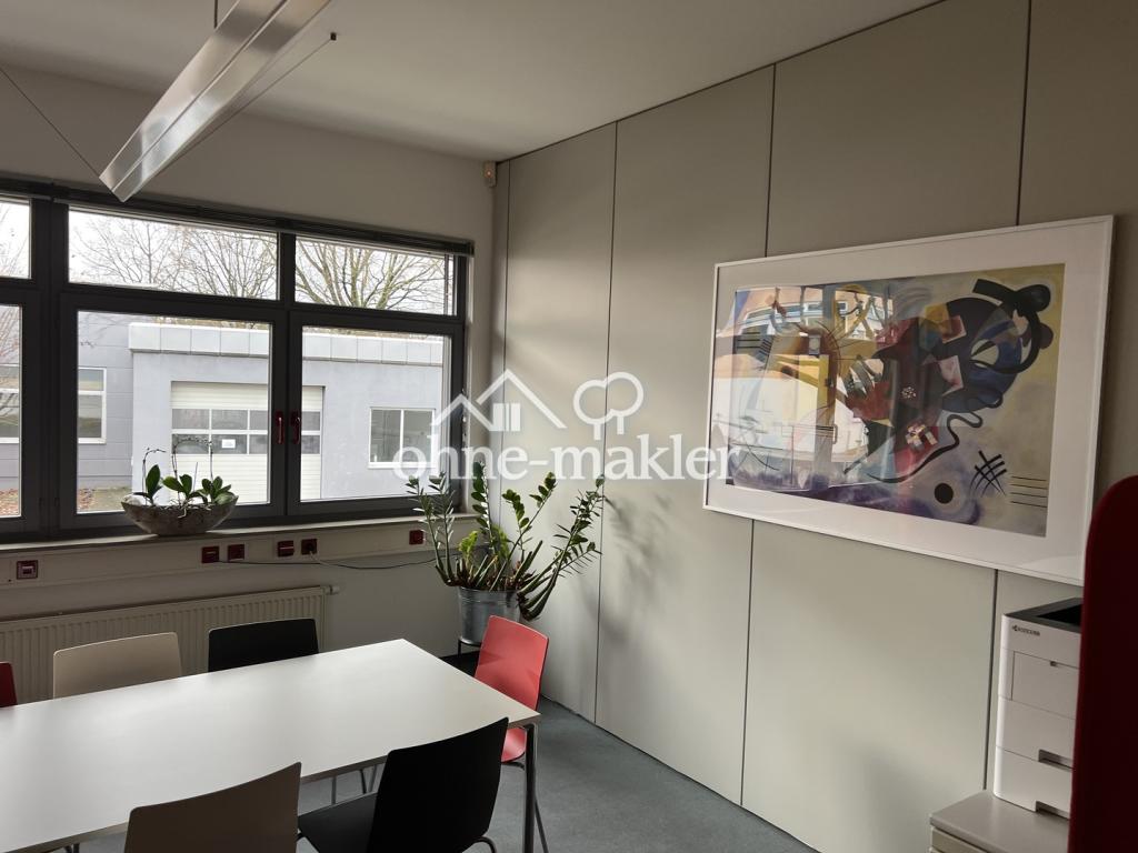 Sozialraum oder Büro 7