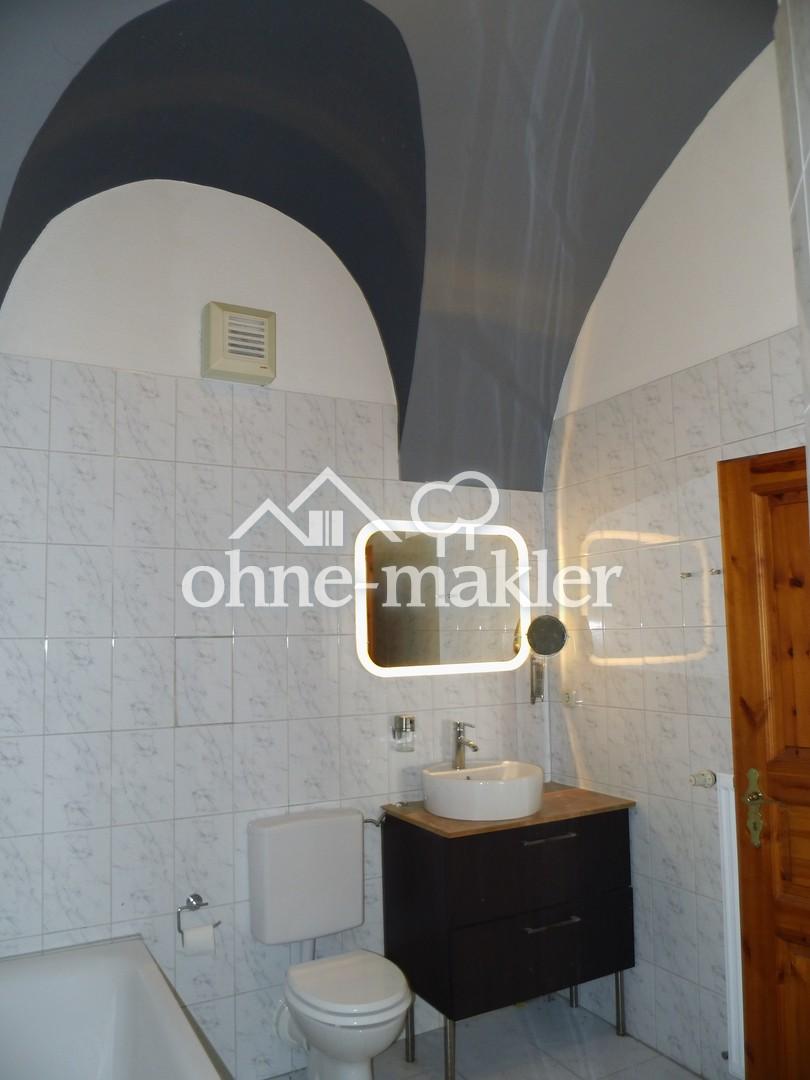 3 Zimmer mit anliegender überdachter Terrasse in der historischen Altstadt - Foto 2