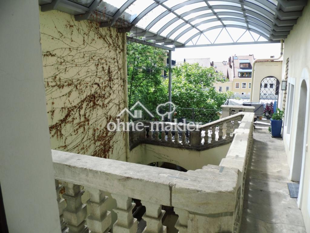 3 Zimmer mit anliegender überdachter Terrasse in der historischen Altstadt - Photo 4