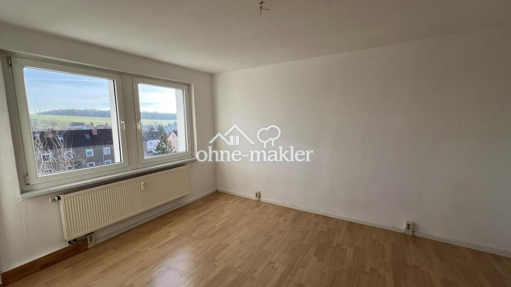 sonnige 2-Raum-Wohnung mit Einbauküche - Foto 2