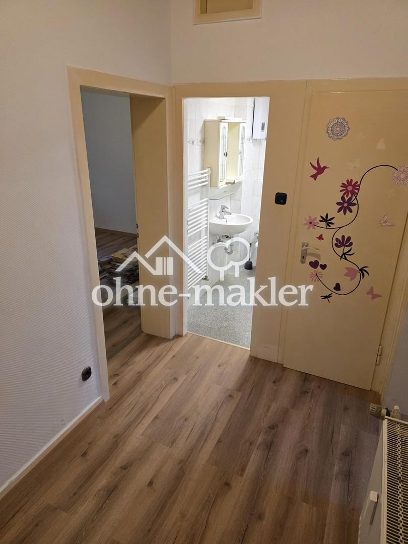 Frisch renovierte 1,5 Zimmerwohnung mit Einbauküche am Glasmacherviertel in Gerresheim - Photo 5