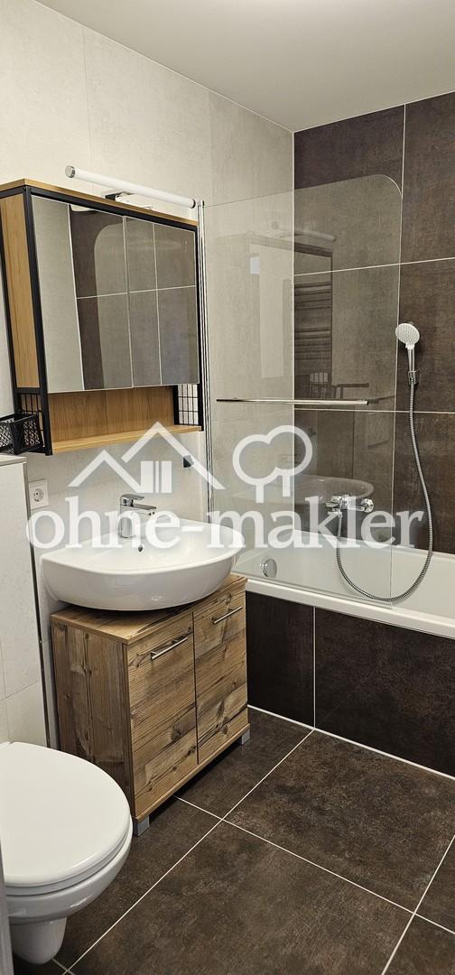 MÖBLIERTE MODERNE 1-ZIMMER-WOHNUNG IN GROßBETTLINGEN - Photo 5