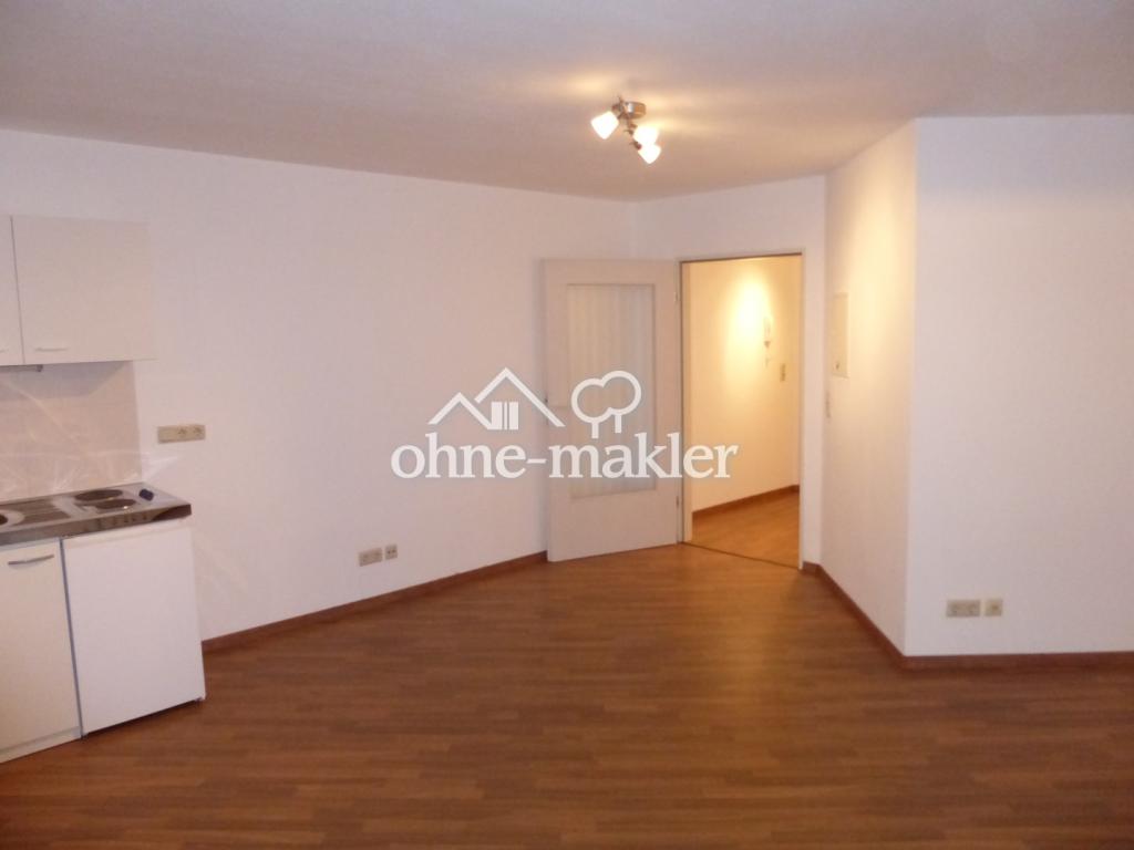 ...ab sofort 1-Zi-Wo.f.sol.berufs.,/Single/Stud/Azubi im 1.OG, Garage möglich. - Photo 1