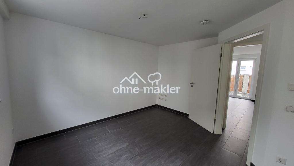 Schlafzimmer/Kinderzimmer/Büro