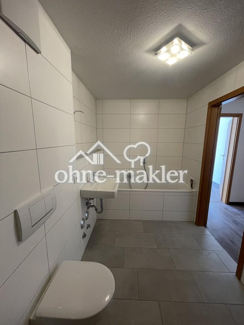 Renovierte 2-Zimmer Wohnung mit großer Dachterrasse und Stellplatz - Foto 5