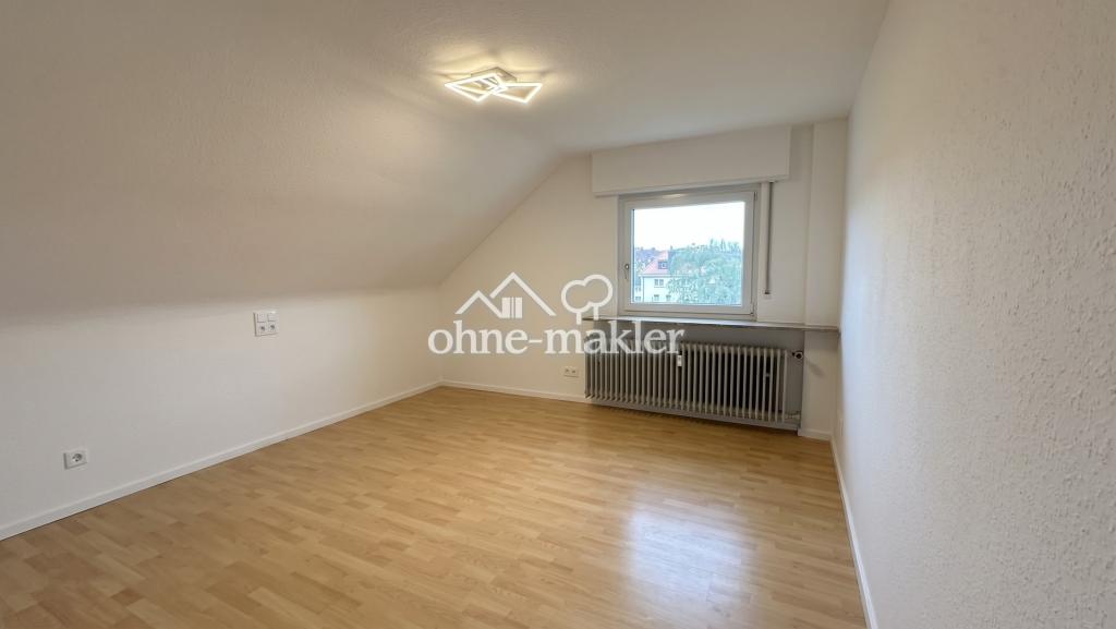 Frisch renoviert & Fernwärme: 2-Zimmer-DG-Wohnung mit Südbalkon und Feldblick in Brühl-Rohrhof - Photo 4